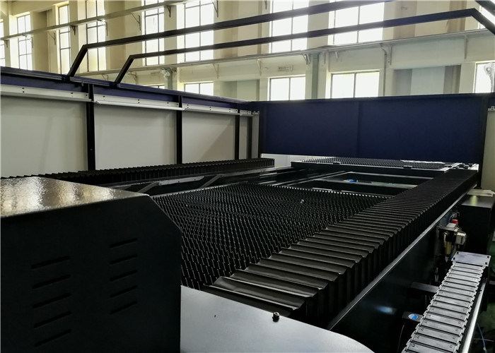 Industrial Fiber Optic Laser Cutter / Raycus Ipg Fiber Laser Cutting